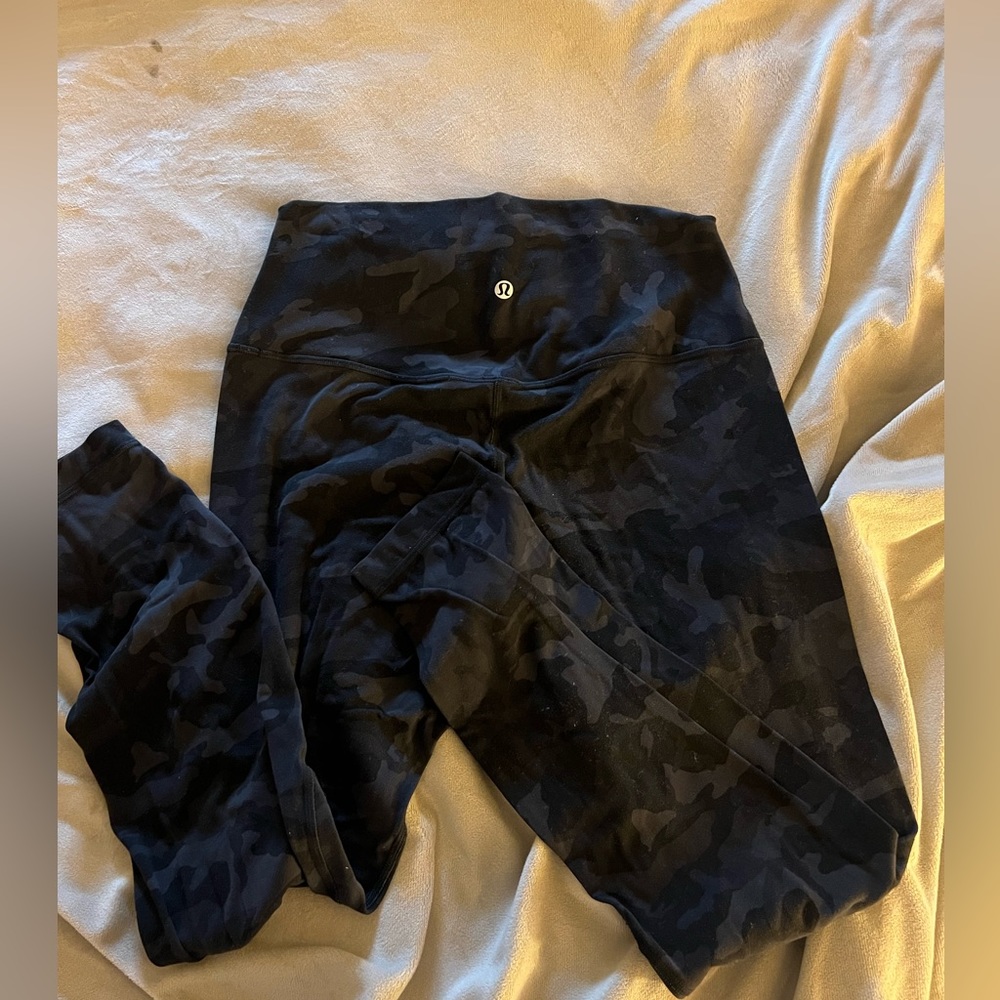 Lululemon black camo align legging